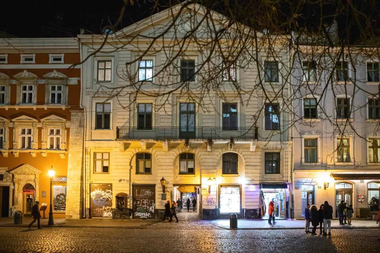 Bed & Breakfast In Downtown Leopoli Esterno foto